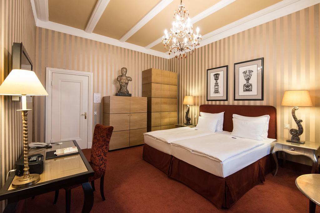 Romantik Hotel Das Smolka Hambourg Extérieur photo