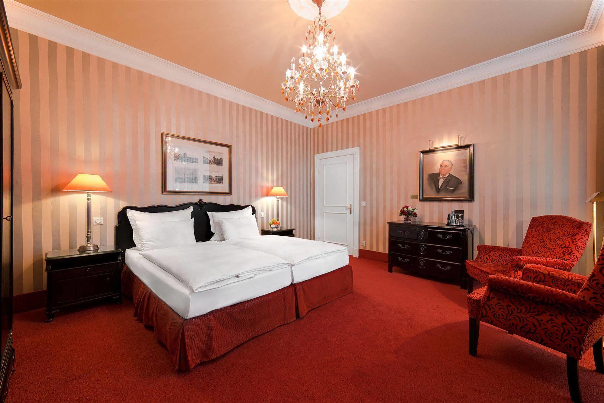 Romantik Hotel Das Smolka Hambourg Extérieur photo