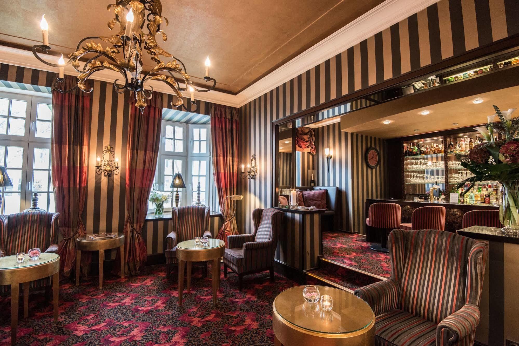 Romantik Hotel Das Smolka Hambourg Extérieur photo